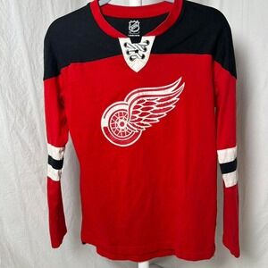 NHL Youth (14-16) large Detroit Red Wings  Long Sleeve Shirt
